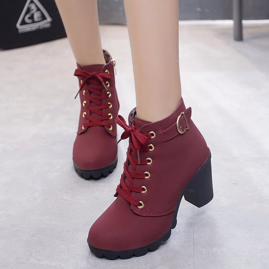 Ava - Lace-up ankle boots to spice up your autumn outfit