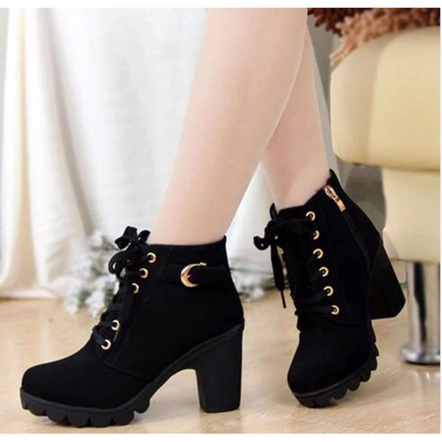 Ava - Lace-up ankle boots to spice up your autumn outfit