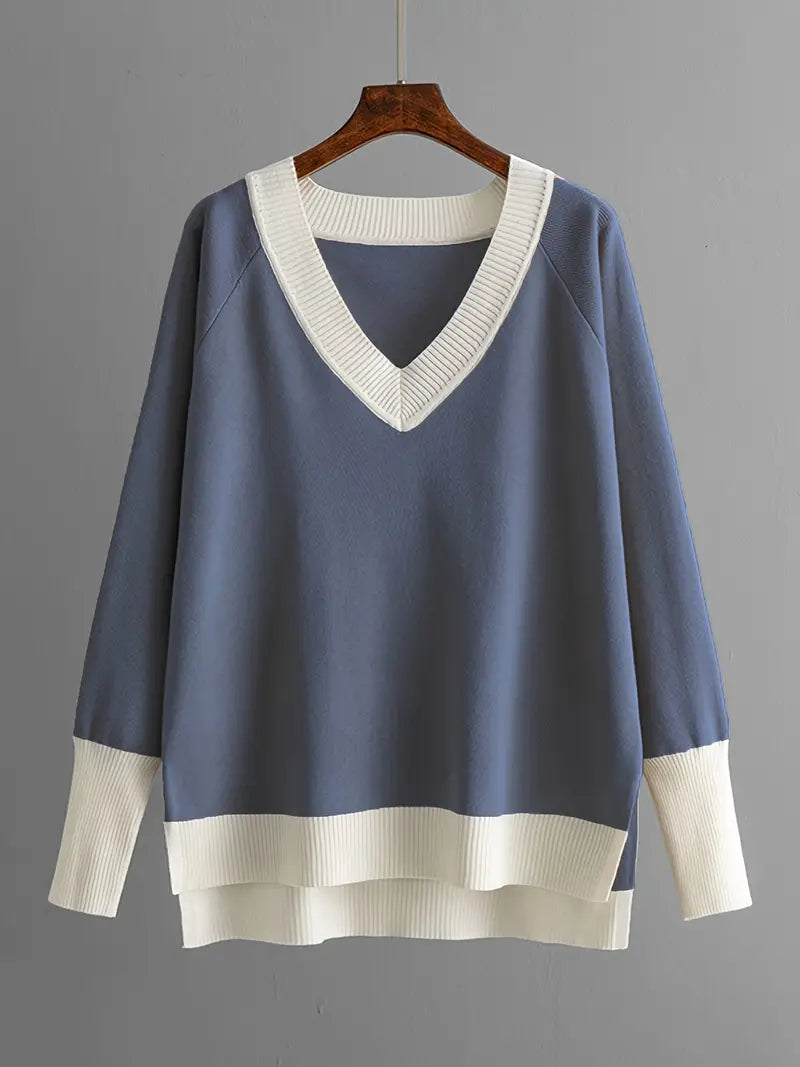 Valenzora | Stylish set consisting of a long-sleeved knit top and V-neck trousers