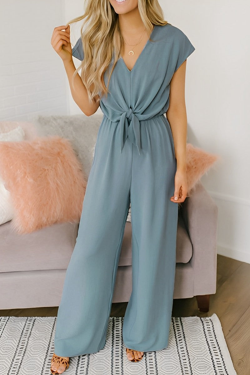 Valenzora | A simple, solid-color jumpsuit with a straight leg cut