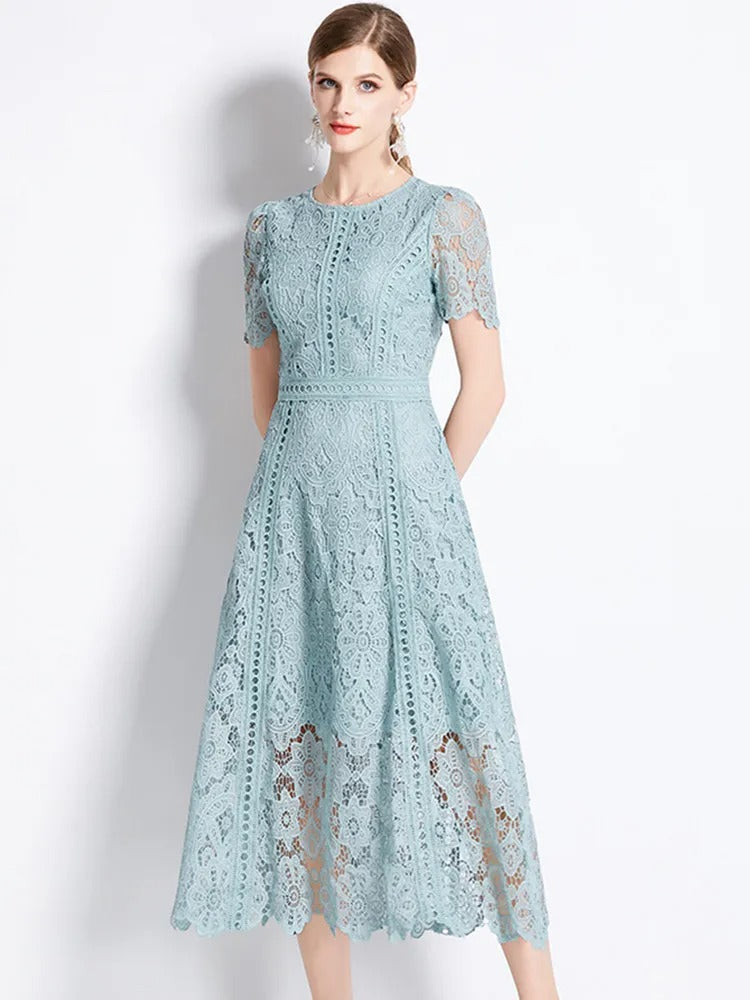 Valenzora | Elegantes Spitzenkleid, Midilänge