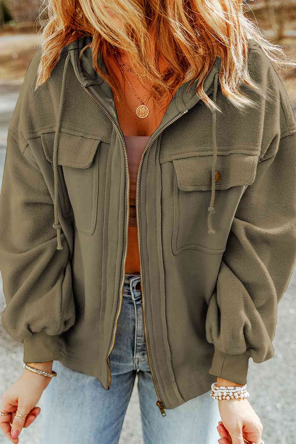 Valenzora | Hoodie – Freizeitjacke für Damen mit Reißverschluss und Brusttaschen