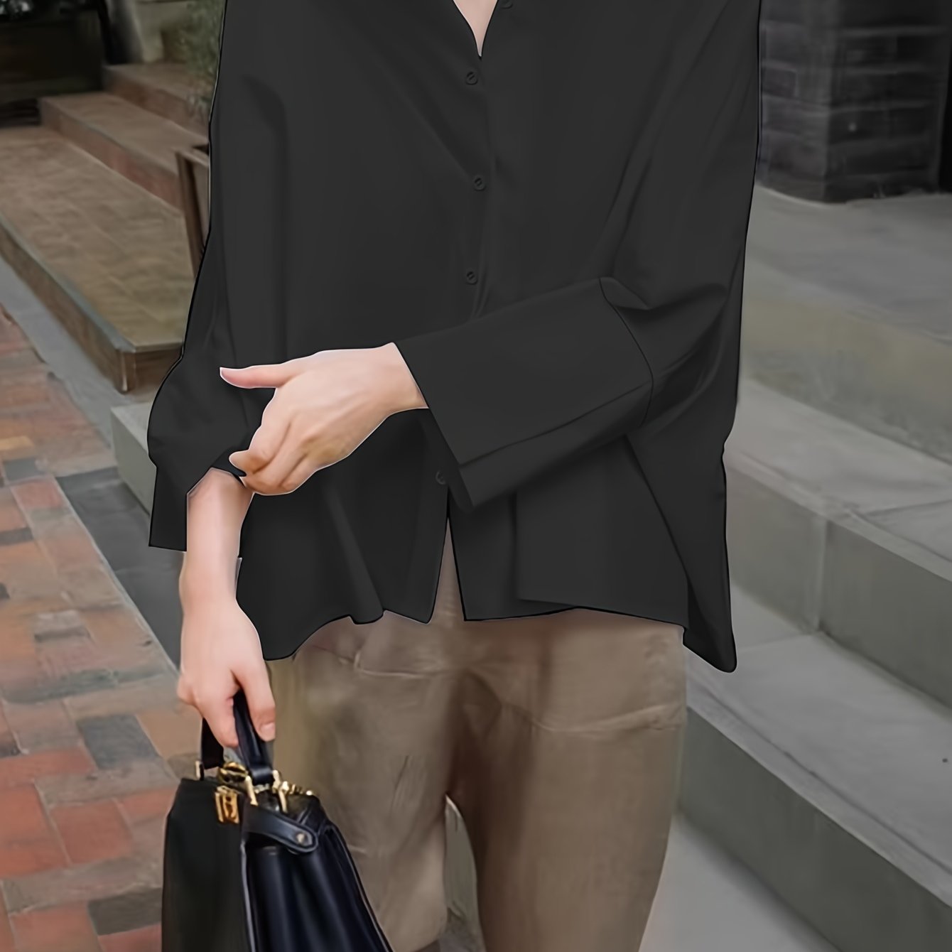 Valenzora | Timeless collared shirt with long cuffed sleeves