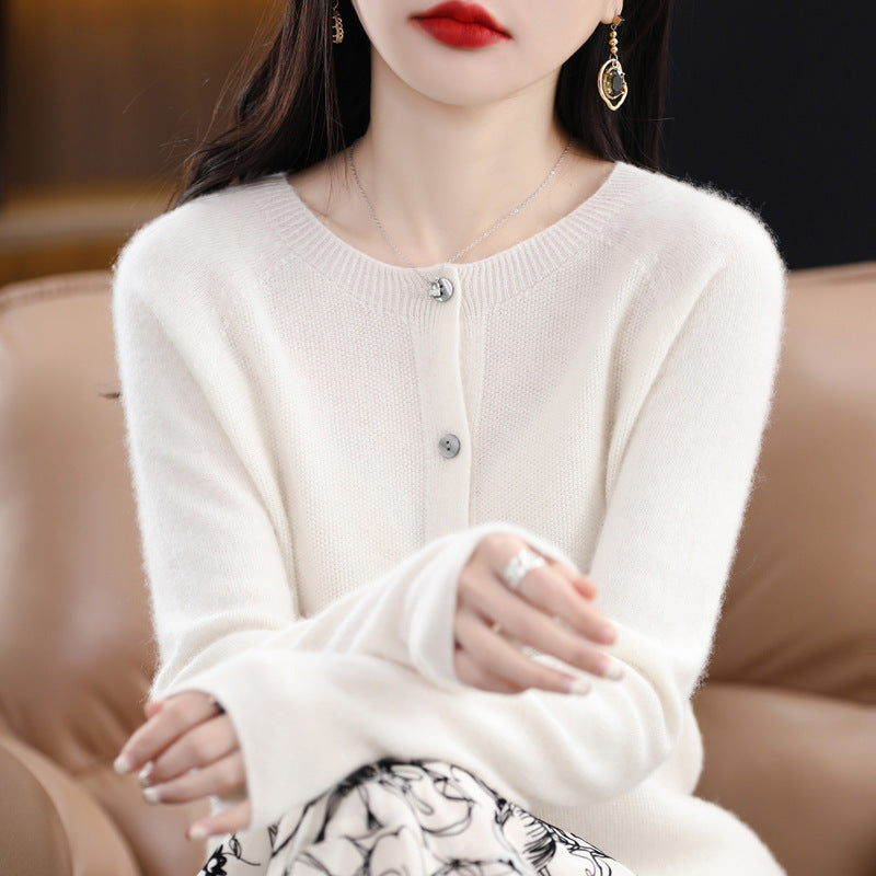 Valenzora | Loose-fitting women's cashmere cardigan with round neck made from high-quality vegan wool
