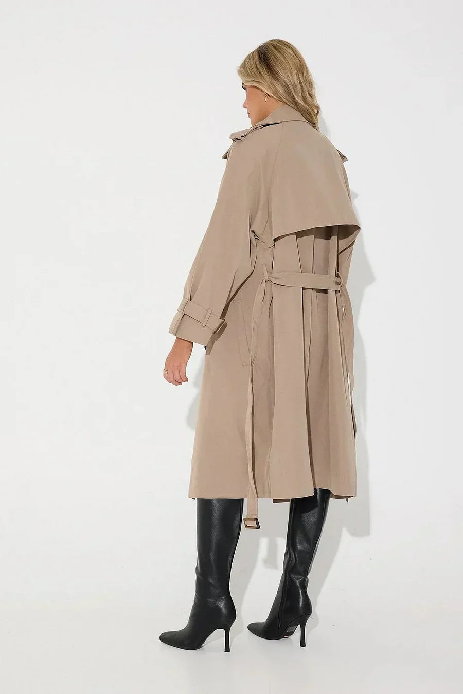 Valenzora | Lightweight windbreaker