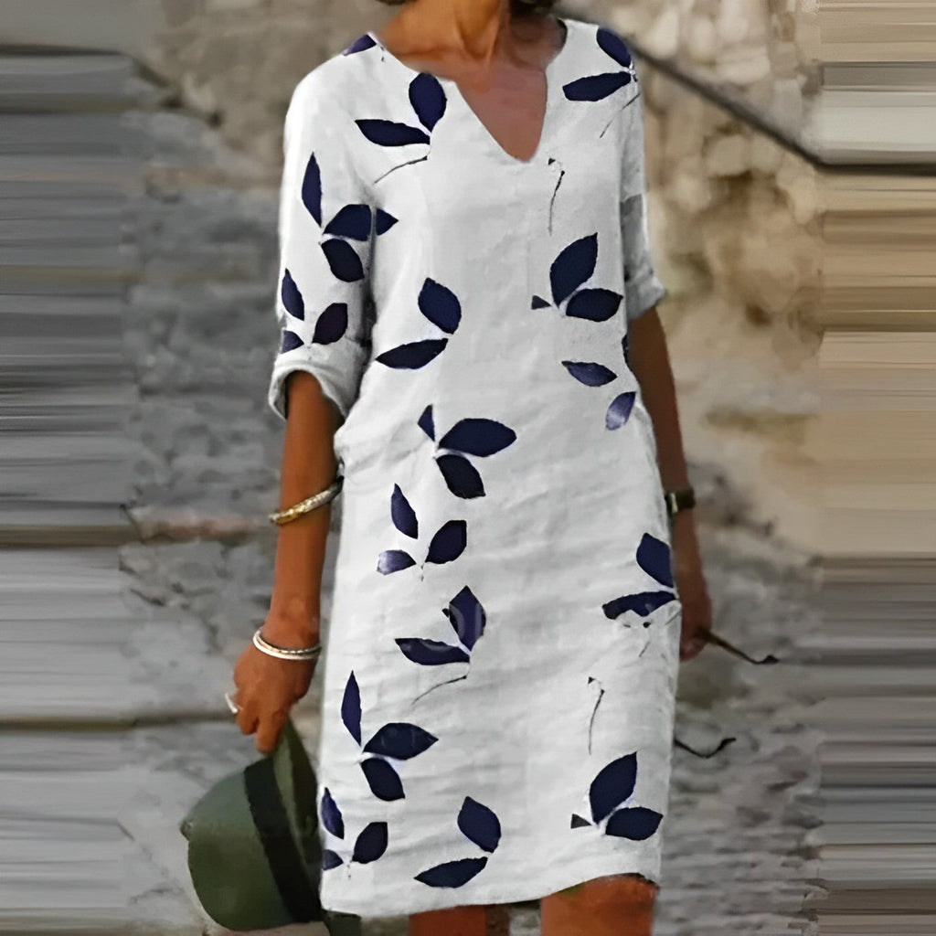 Valenzora | Summer dress with leaf print
