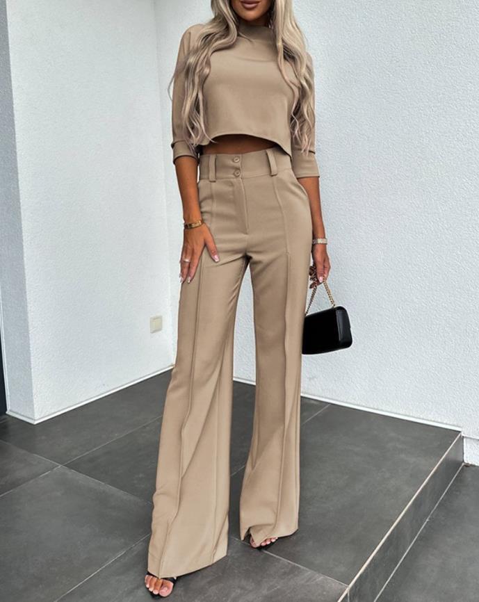 Valenzora Women's clothing set with three-quarter sleeves for fashionable casualness"