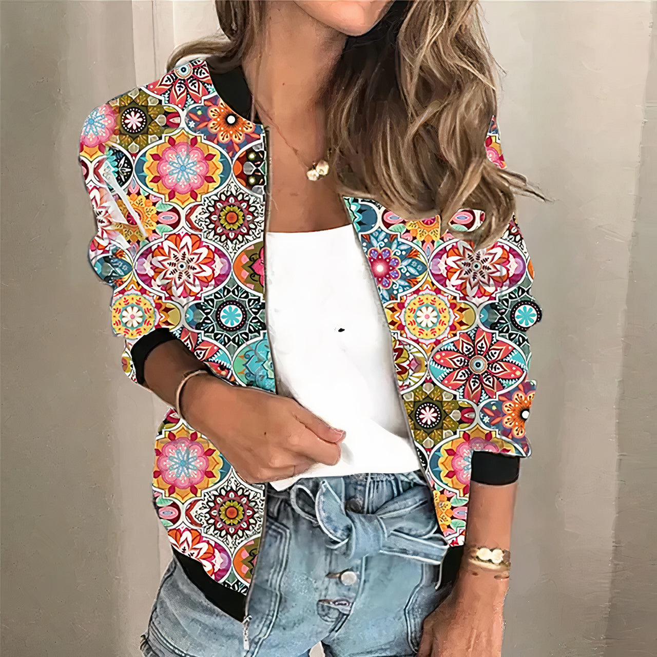 Valenzora | Printed Zip-up Jacket