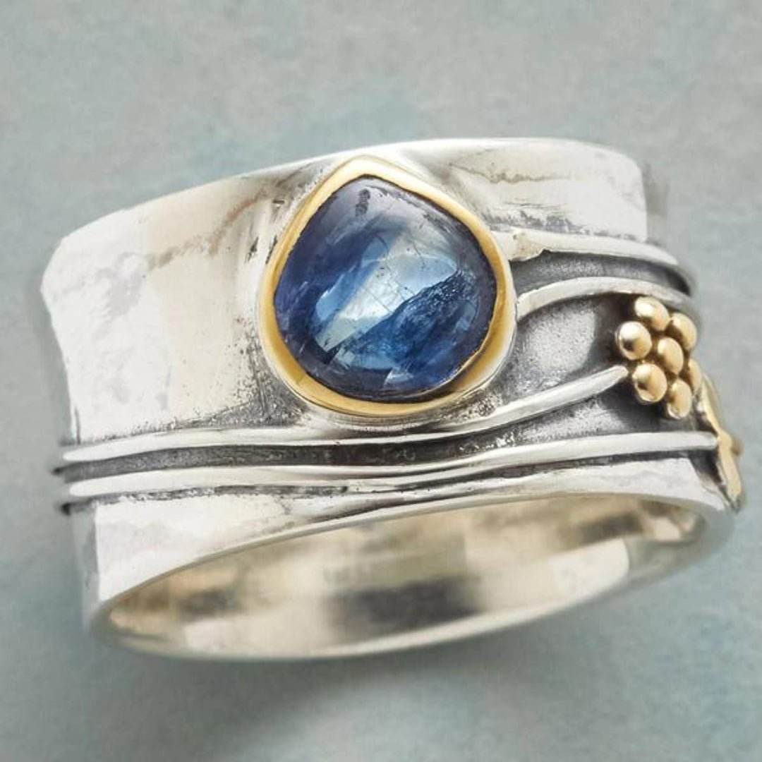 Valenzora | Meditation ring with rotating element