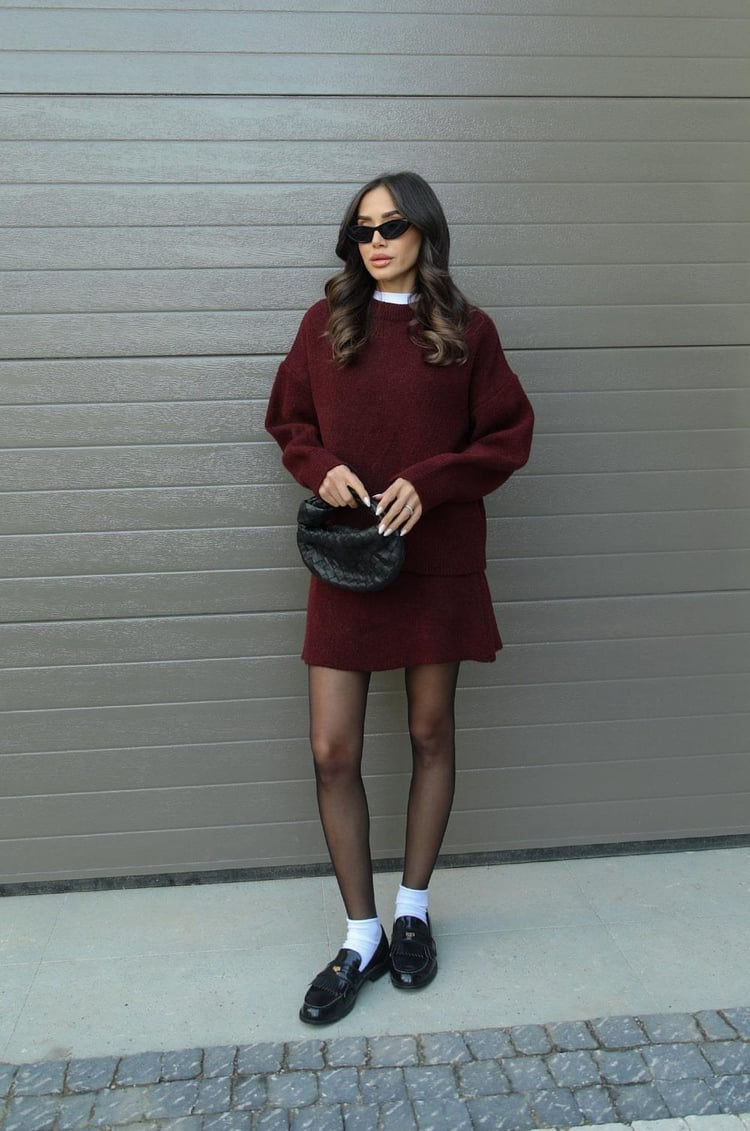 Valenzora | 1-piece knitwear set - women's sweater and skirt with a relaxed fit