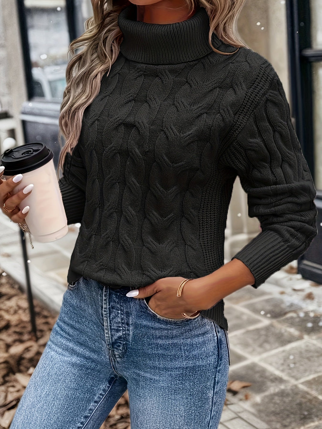 Valenzora | Rollkragenpullover mit Zopfmuster