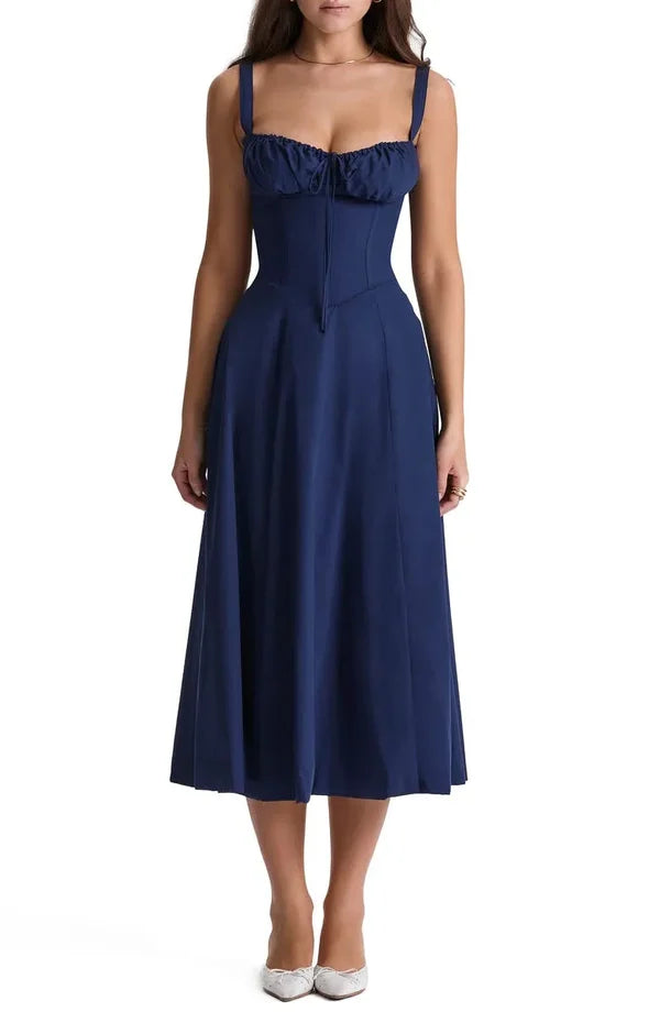 Valenzora | Formgebendes Kleid für Damen
