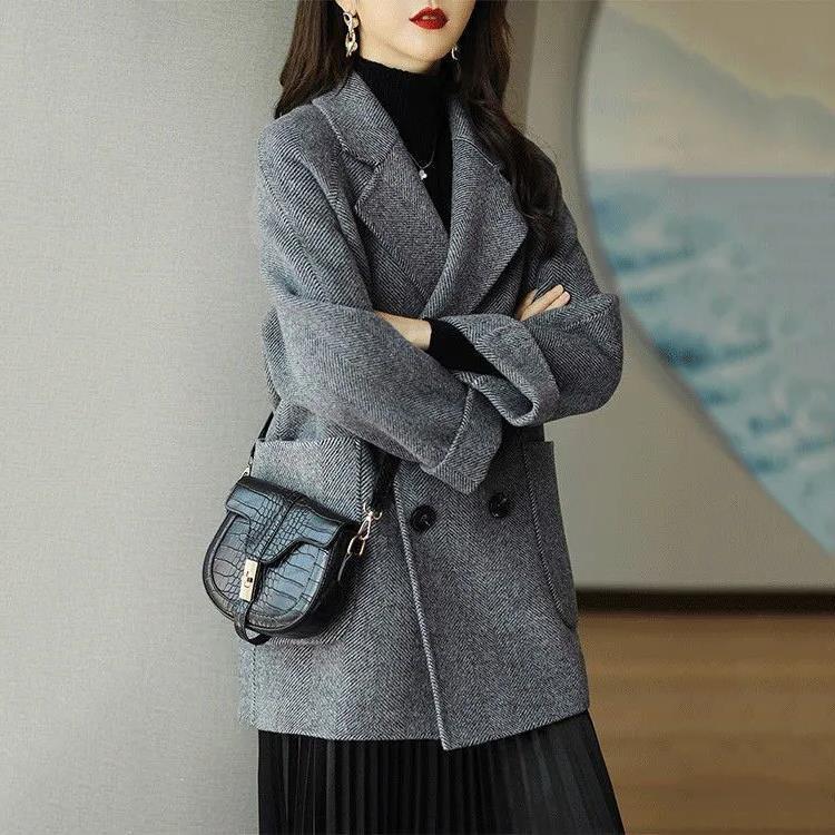 Valenzora | Elegant Short Jackets
