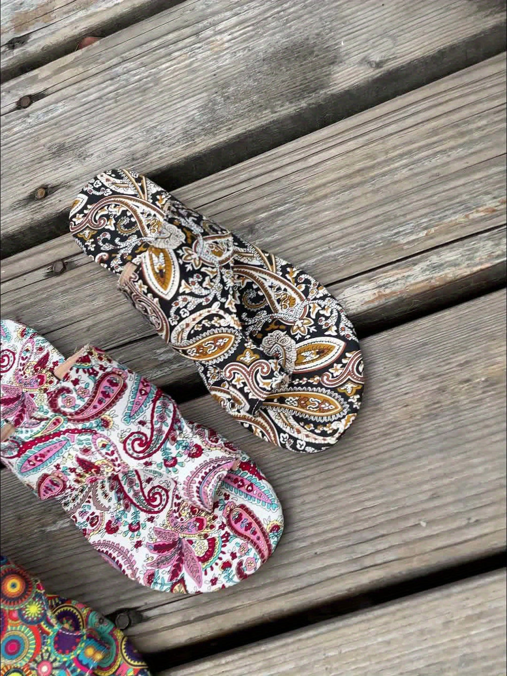 Valenzora | Geblümte Flip-Flops für Damen