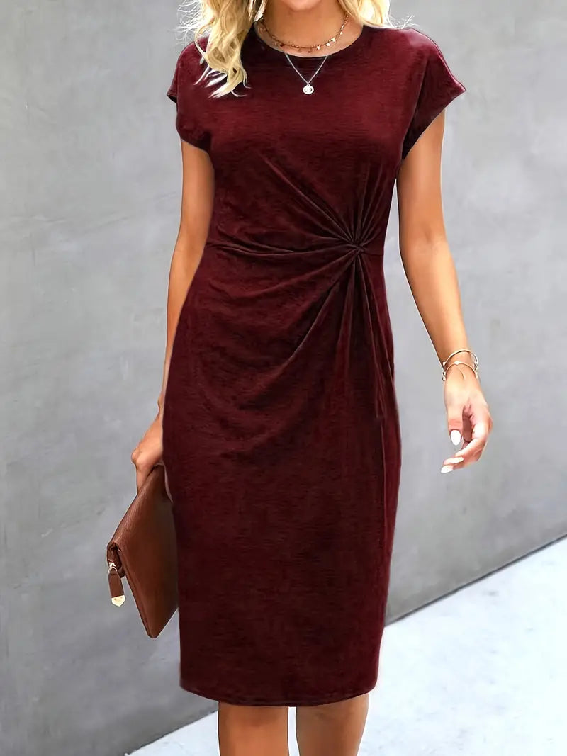 Valenzora | Stylish figure-hugging dress with a round neckline