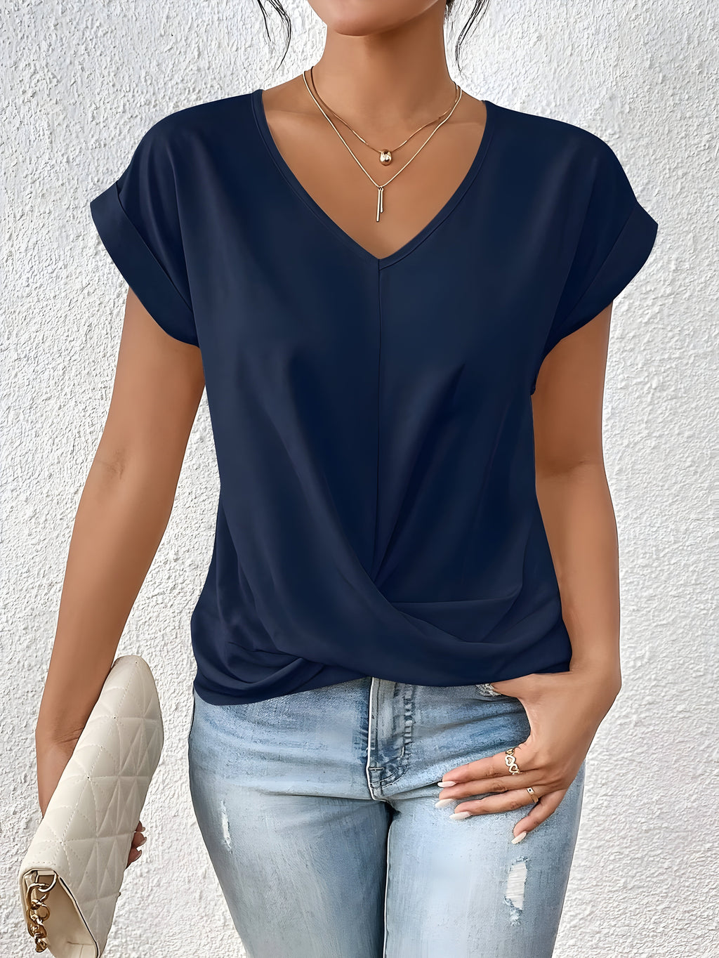 Valenzora | Casual V-neck T-shirt