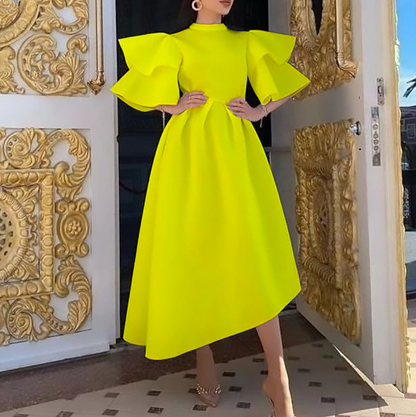 Valenzora dress with lotus leaf sleeves and a solid-color, wide cut