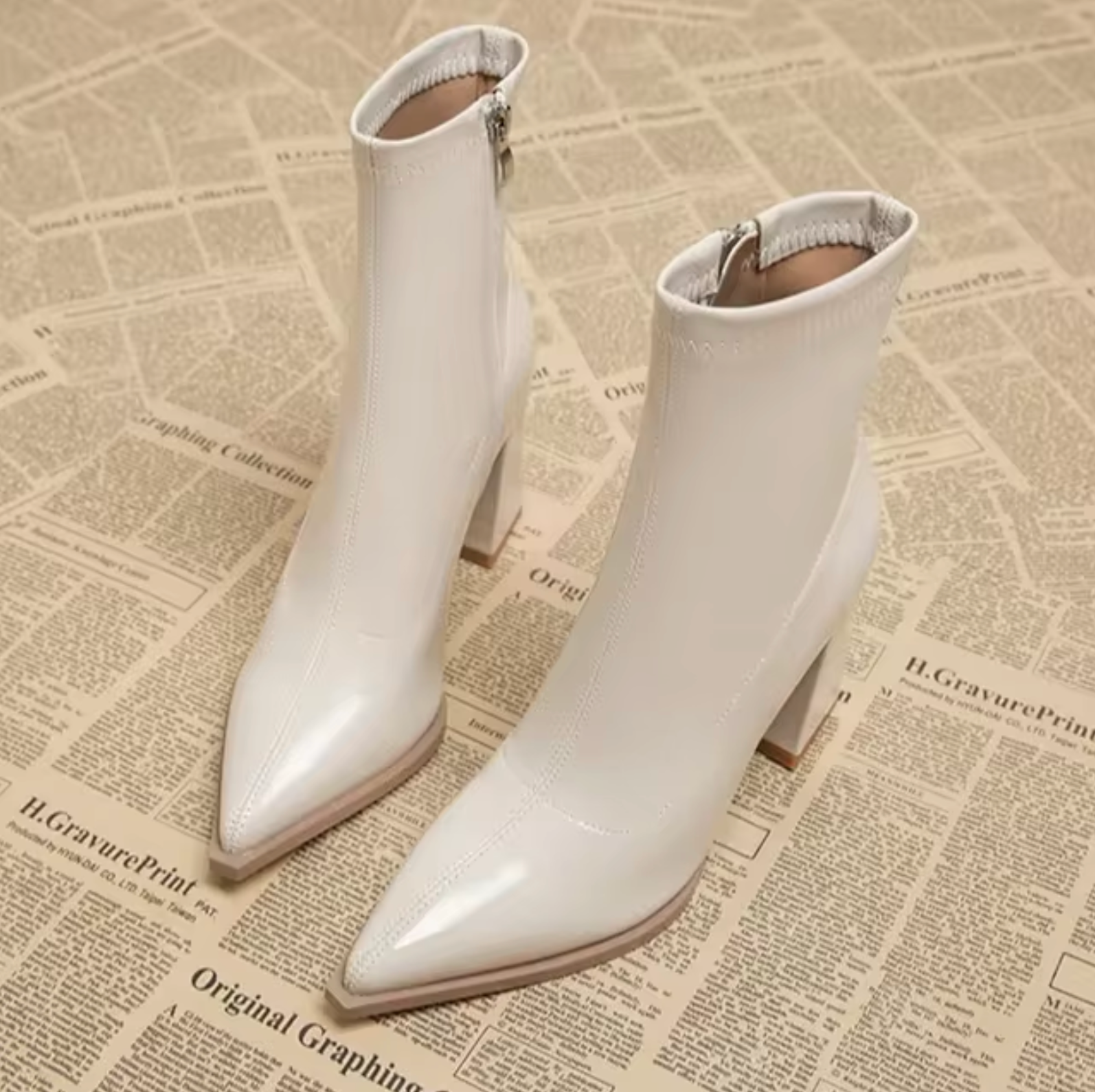 Valenzora | Leather Ankle Boots