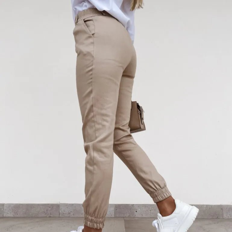 Valenzora | Stylish slim-fit trousers made of stretch fabric