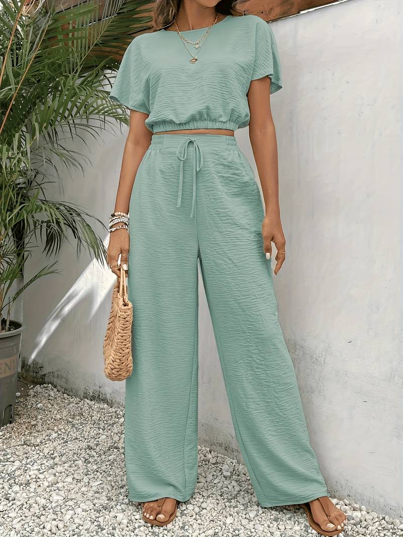 Valenzora | Schickes bauchfreies T-Shirt und Hose mit hohem Bund