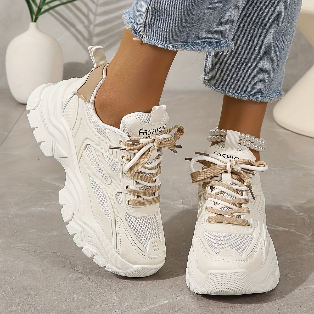 Valenzora | Airy mesh shoes for women