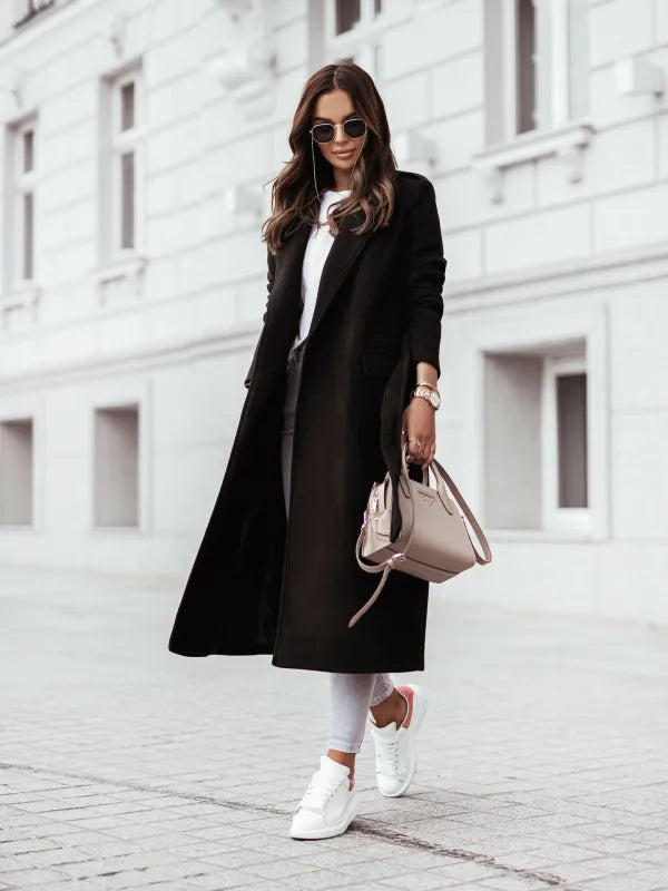 Valenzora | Long coat with V-neck