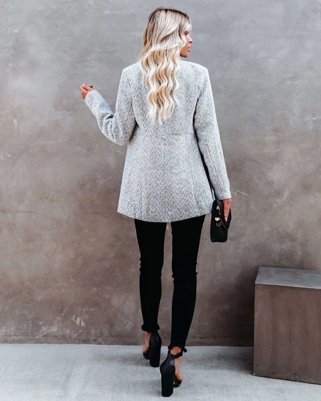 Valenzora Strickjacke mit Schalkragen