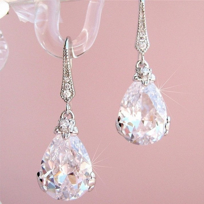 Valenzora | Wedding Drop Earrings in Pear Shape For Weddings