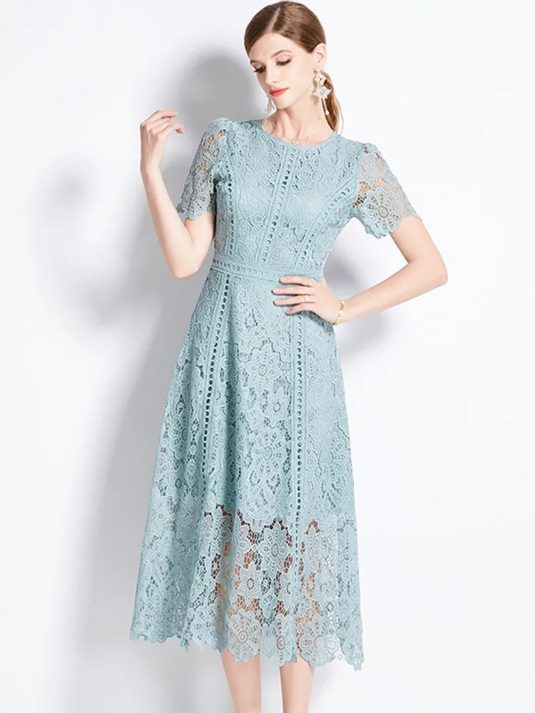 Valenzora | Elegantes Spitzenkleid, Midilänge
