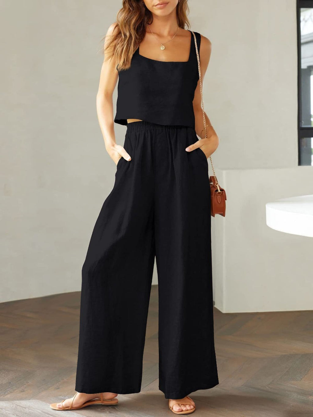 Valenzora | Wide Overall