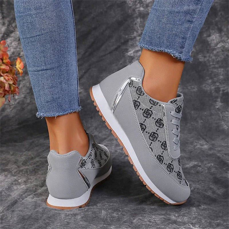 Valenzora | Comfortable flat shoes with floral prints