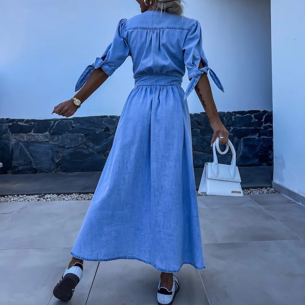 Valenzora with V-neck and short sleeves for women