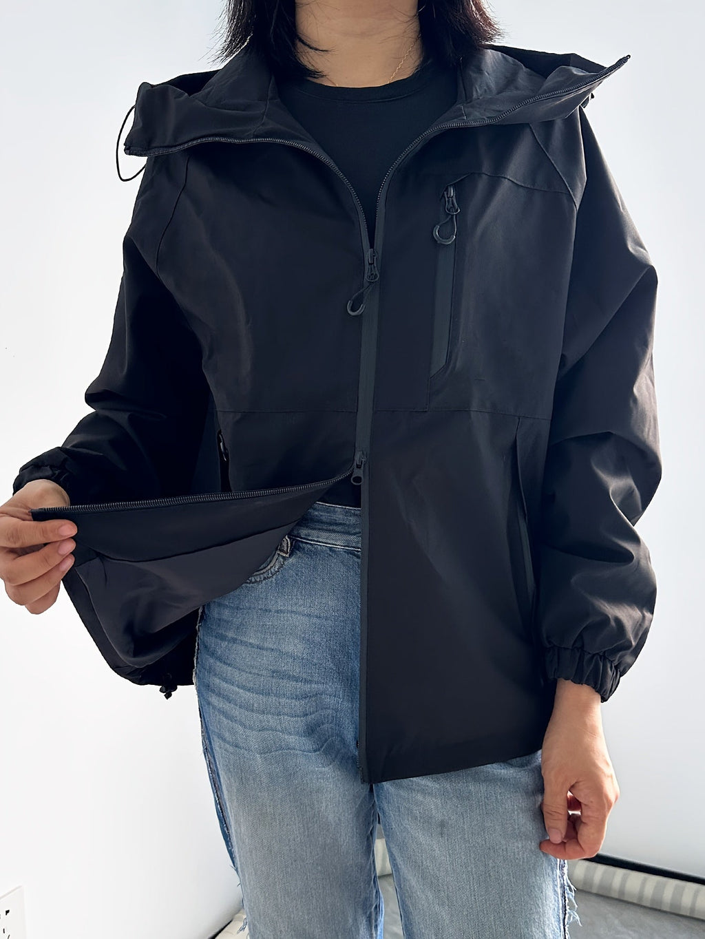 Valenzora | Modern Water and Windproof Rain Jacket for Women