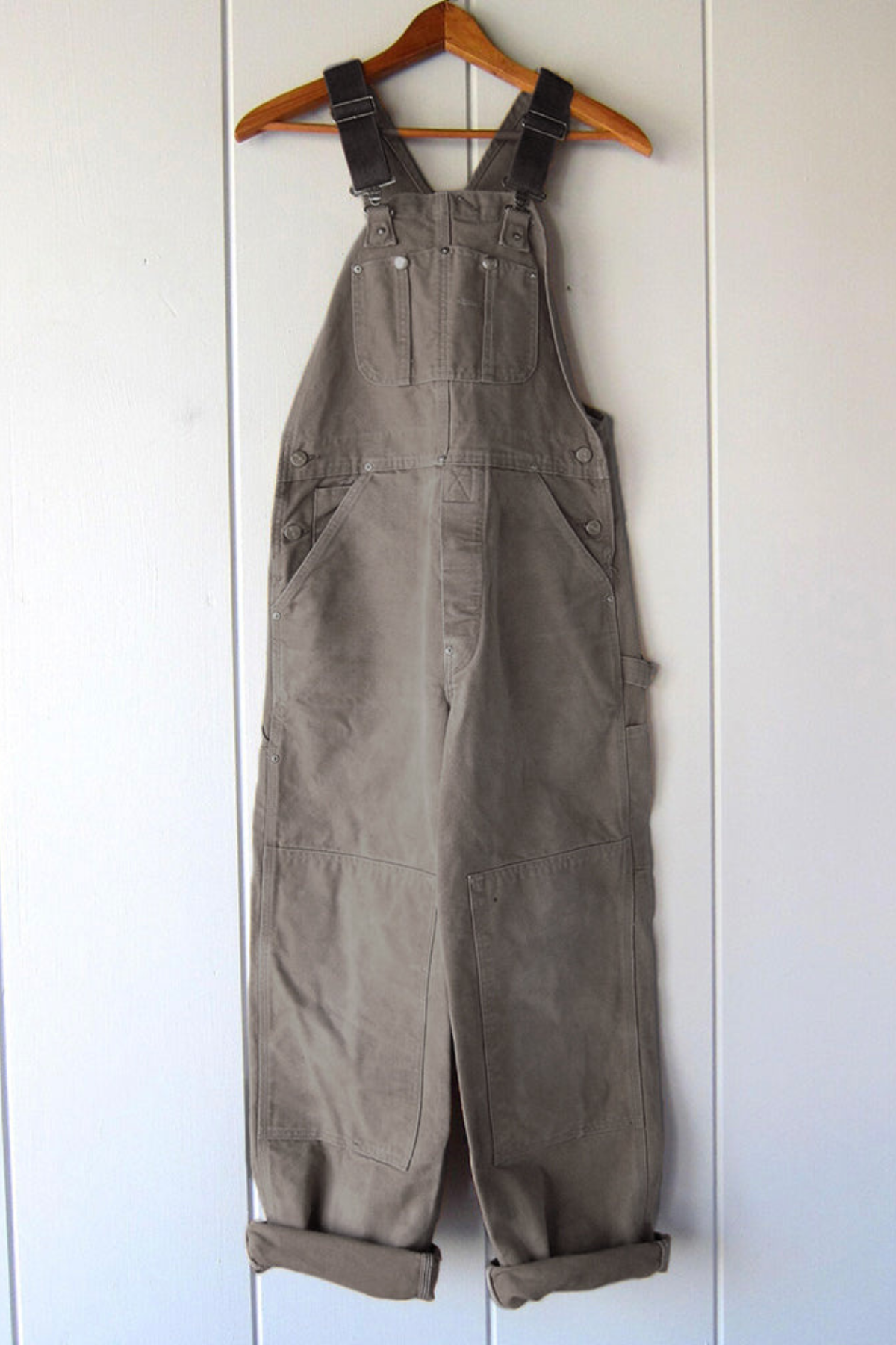 Valenzora | Loose-fitting jumpsuit with a high waist and straight legs