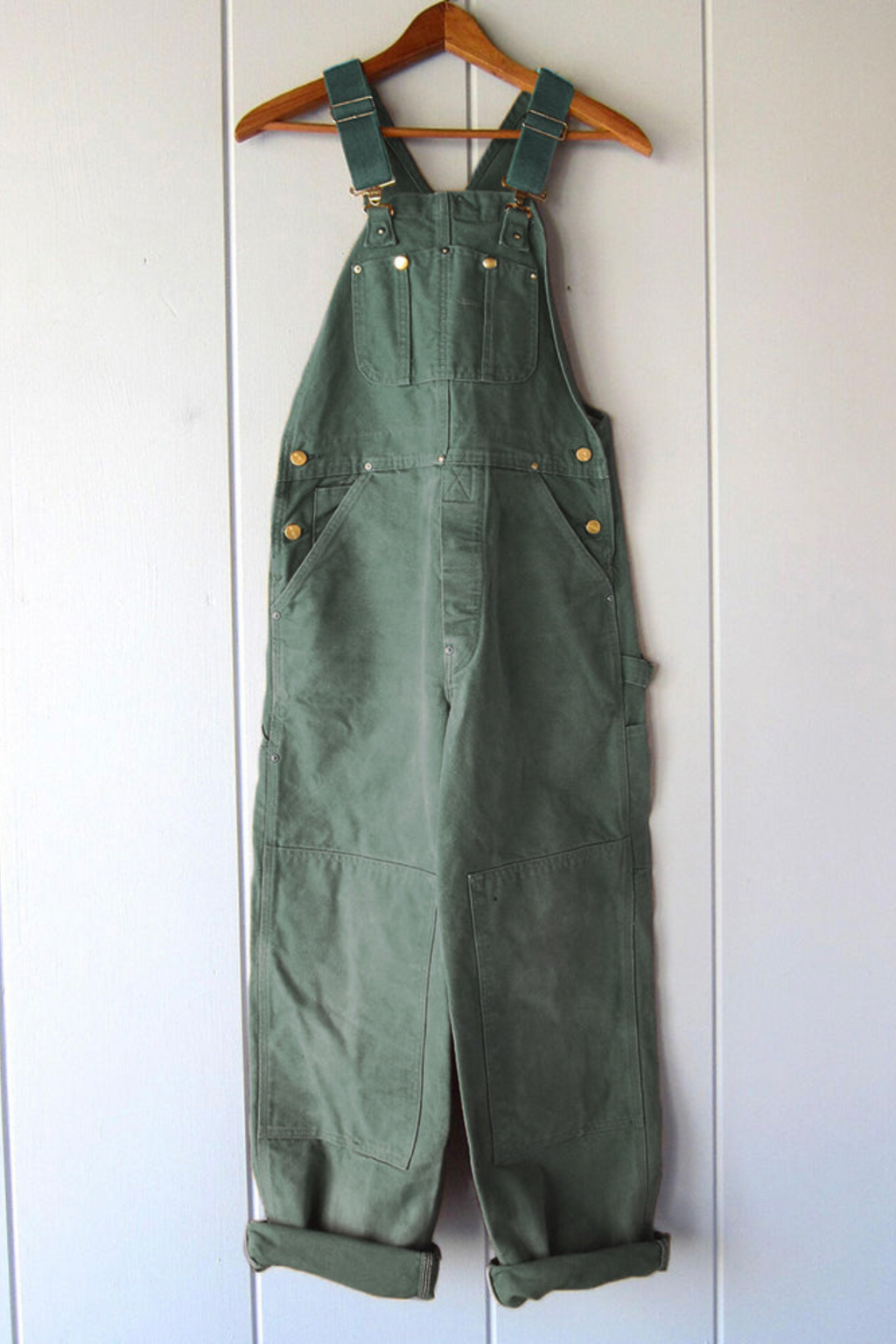 Valenzora | Loose-fitting jumpsuit with a high waist and straight legs