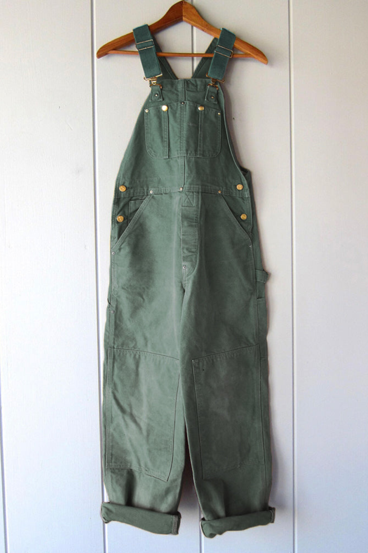 Valenzora | Loose-fitting jumpsuit with a high waist and straight legs