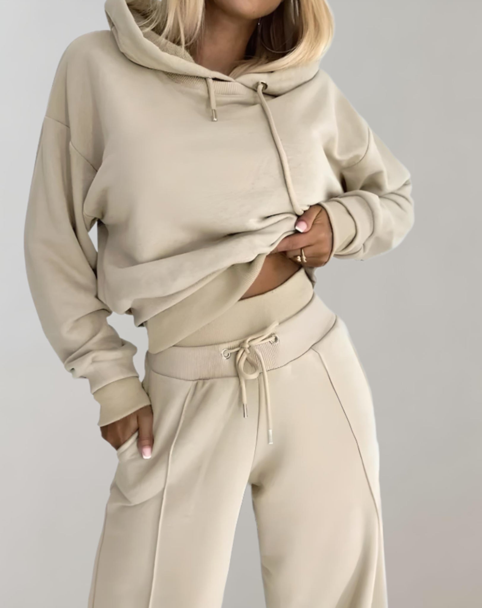 Valenzora | Women's Lounge Set with Hood and Wide-Leg Trousers