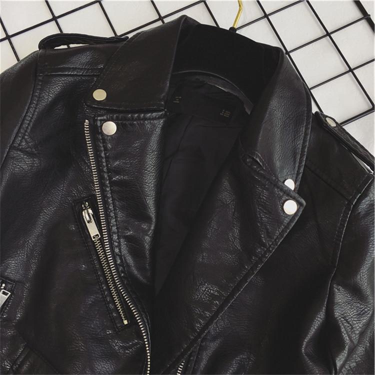 Valenzora - Cool PU leather jacket with studded belt