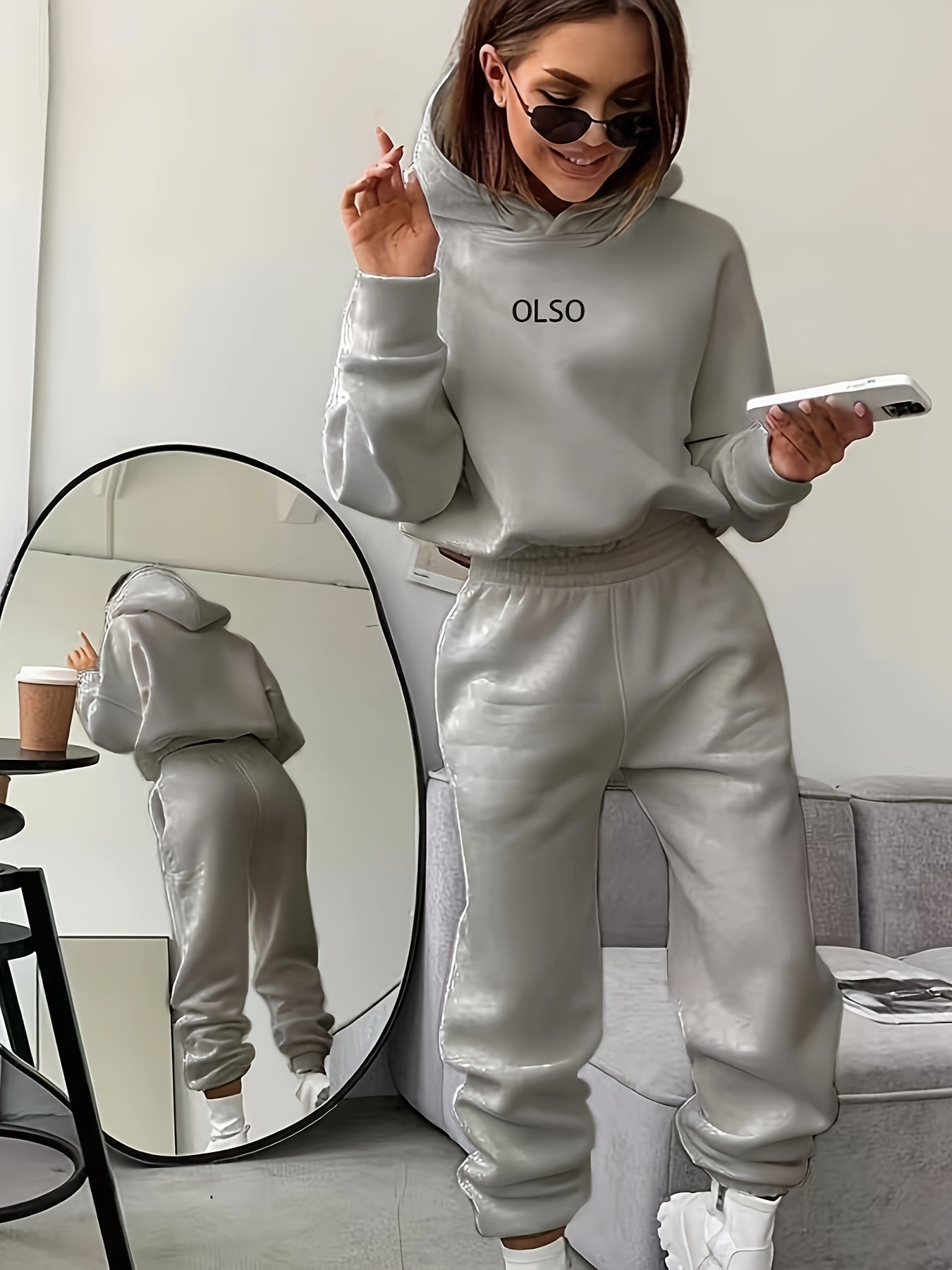 Valenzora | Oslo Women's Set – Two-piece set consisting of a hoodie and sweatpants for casual style and maximum comfort.