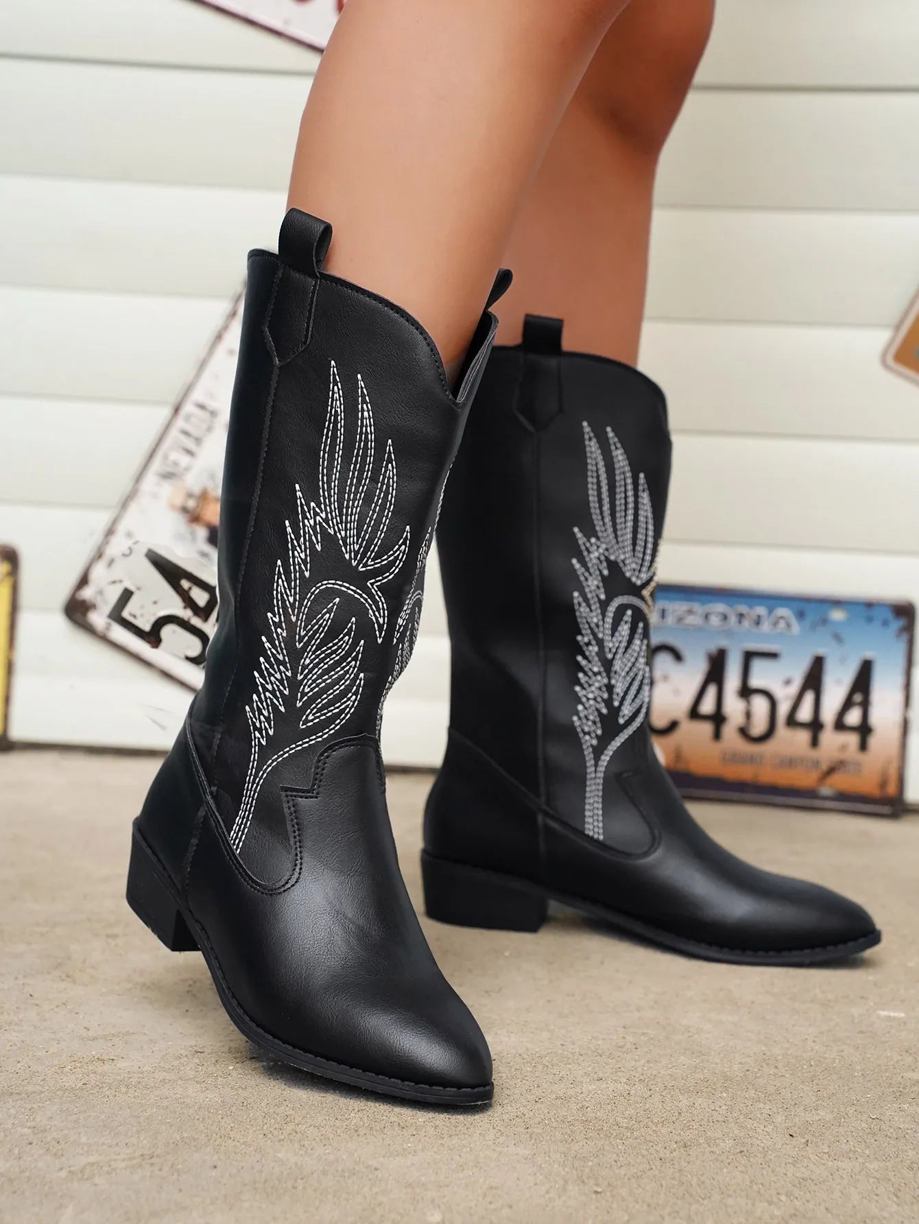 Valenzora - PU leather cowboy boots with soft lining