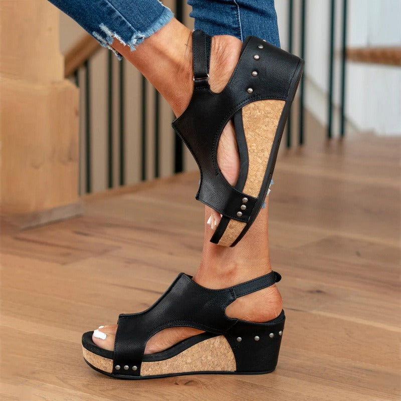 Valenzora | Comfortable leather sandals for summer