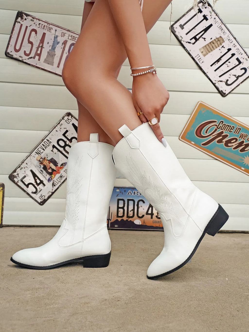 Valenzora - PU leather cowboy boots with soft lining