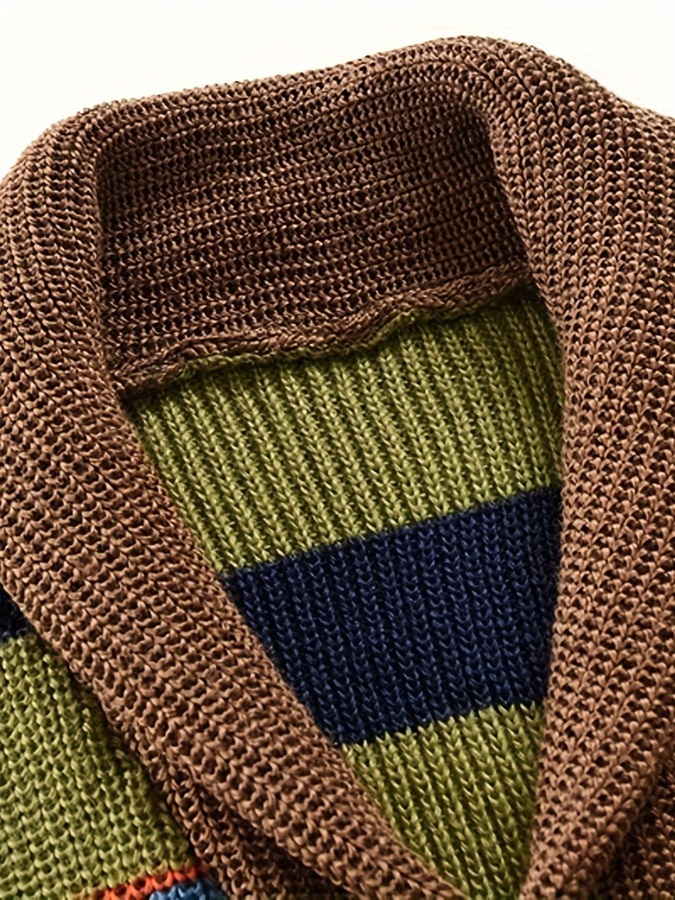 Valenzora | Strickjacke mit bunten Streifen
