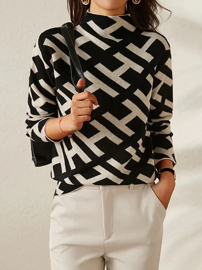 Valenzora | Black and white sweater