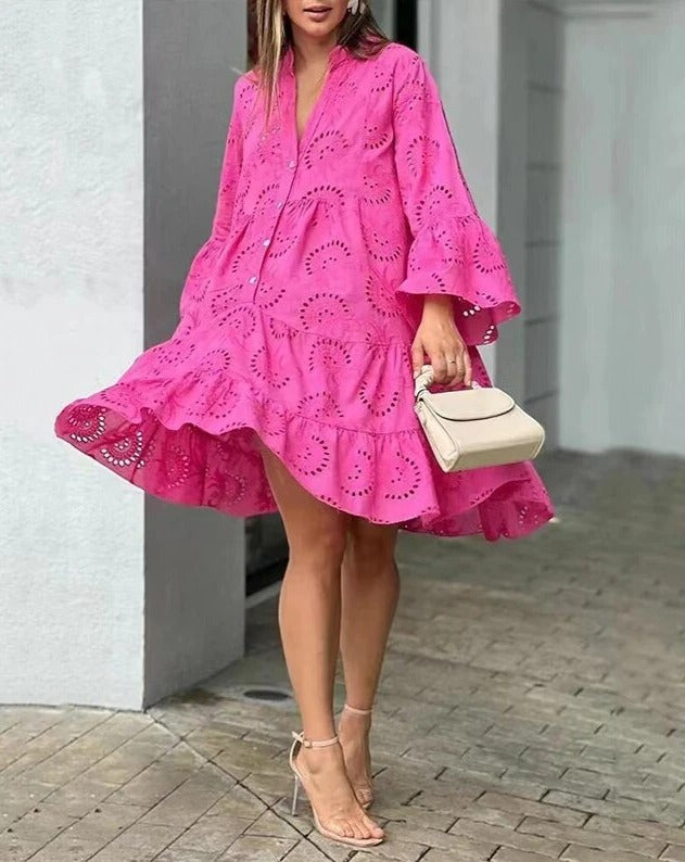 Valenzora - Kleid mit Cut-Out-Mustern