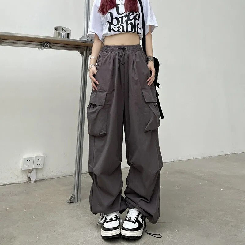 Valenzora - High-waisted cargo pants