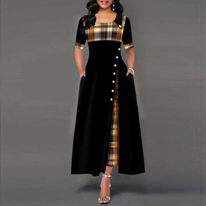 Valenzora - Checkered dress with half sleeves