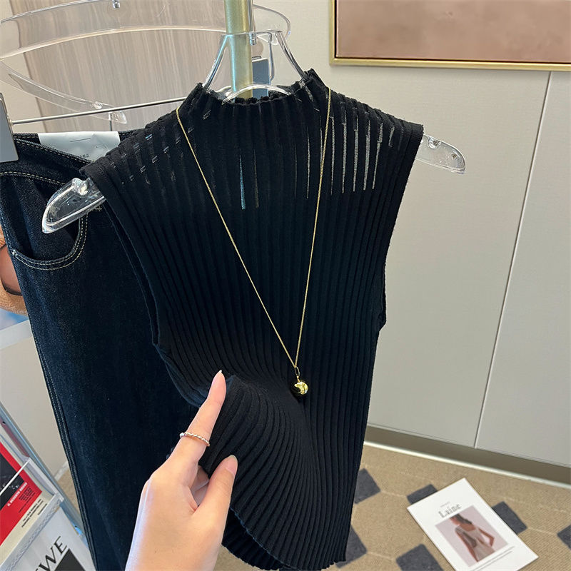 Valenzora - Tank with high collar