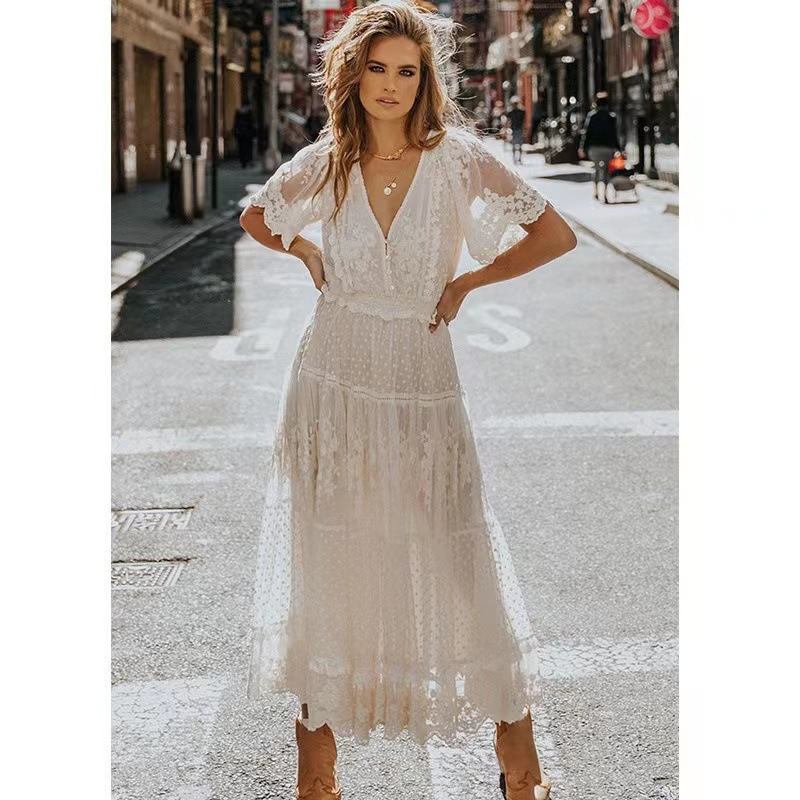 Valenzora | White lace maxi dress with short sleeves and lace neckline