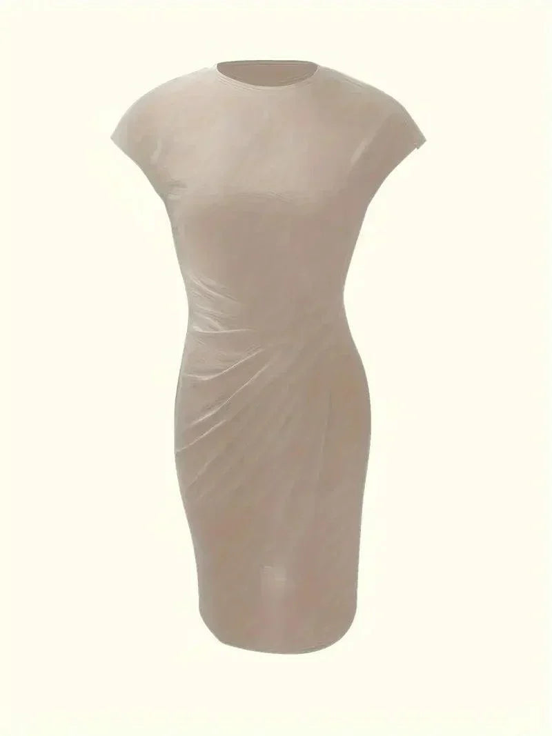 Valenzora | Stylish slim dress with round neckline